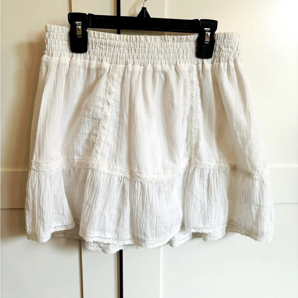 Dream Out Loud White Mini Skirt Medium